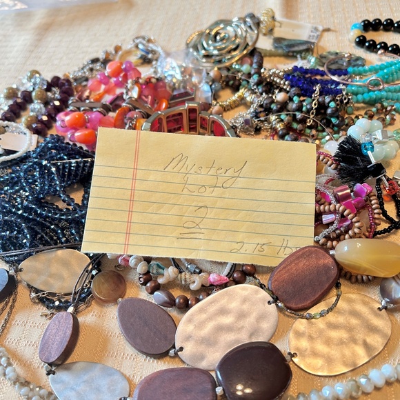 Mystery Vintage to Modern Wearable Jewelry Lot Grab Bag SALE - Picture 7 of 7